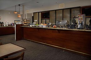 Country Inn & Suites by Radisson, Portland International Airport, OR