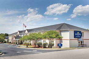Microtel Inn & Suites by Wyndham Columbia/Fort Jackson N