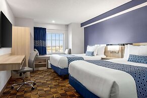 Microtel Inn & Suites by Wyndham Lincoln