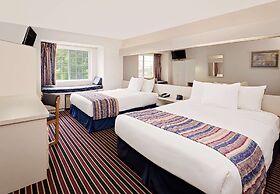 Microtel Inn & Suites by Wyndham Madison East