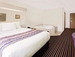 Microtel Inn & Suites by Wyndham Madison East