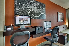 Drury Inn & Suites Evansville East