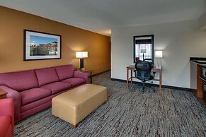 Drury Inn & Suites Evansville East