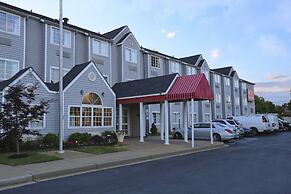 Econo Lodge & Suites Greenville