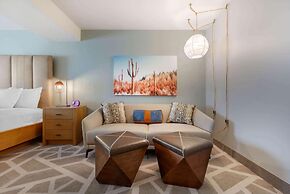 La Quinta Inn & Suites by Wyndham Tempe University / Phoenix