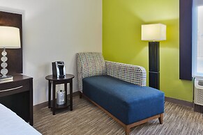 Holiday Inn Express Chillicothe East by IHG