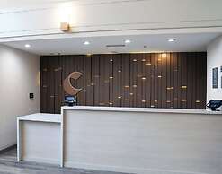 Comfort Inn & Suites NW Milwaukee