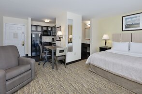 Candlewood Suites Market Center by IHG