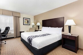 La Quinta Inn & Suites by Wyndham Frankfort