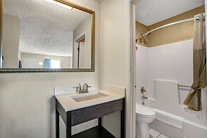 Motel 6 Hillsville, VA