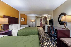 Quality Suites Addison - Dallas