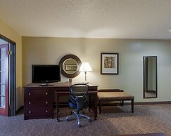 Quality Suites Addison - Dallas