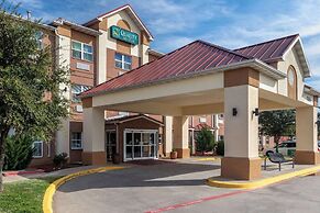 Quality Suites Addison - Dallas