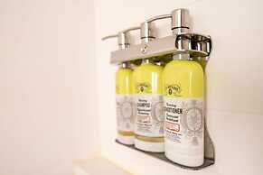 Holiday Inn Express Boston by IHG