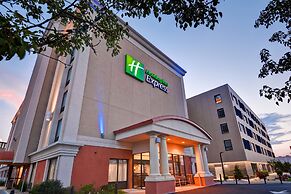 Holiday Inn Express Boston by IHG