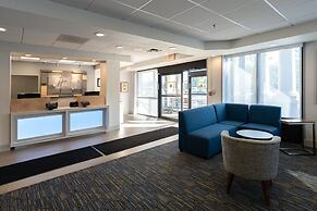 Holiday Inn Express Boston by IHG