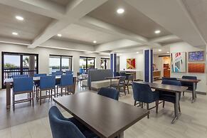 Holiday Inn Express Hotel & Suites Tampa-Rocky Point Island by IHG