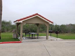 Quality Inn Kingsville Hwy 77