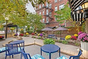 Best Western Plus Hawthorne Terrace Hotel