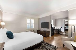 Best Western Plus Hawthorne Terrace Hotel