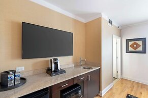 Best Western Plus Hawthorne Terrace Hotel