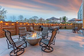 Holiday Inn Express & Suites Scottsburg by IHG