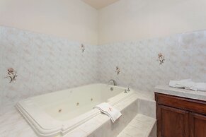 Ramada by Wyndham Fresno Northwest