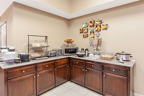 Ramada by Wyndham Fresno Northwest