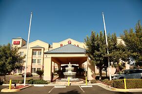 Ramada by Wyndham Fresno Northwest