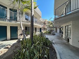Studio 6 Suites Gardena, CA