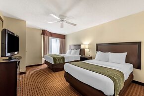 Comfort Inn & Suites Warsaw near US-30