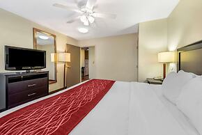 Comfort Inn & Suites Warsaw near US-30