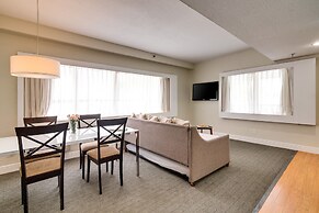 Crest Hotel Suites