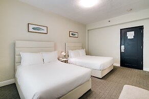 Crest Hotel Suites