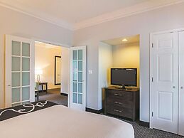 La Quinta Inn & Suites by Wyndham Denver Airport DIA