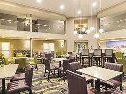 La Quinta Inn & Suites by Wyndham Denver Airport DIA