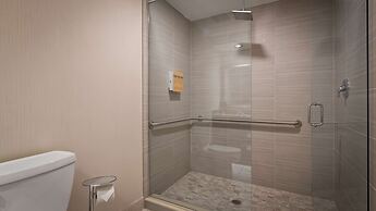 Best Western Plus Ambassador Suites Venice