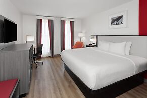 Ramada by Wyndham Milwaukee