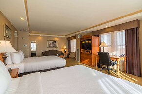 Ambassador Hotel Milwaukee, Trademark Collection by Wyndham