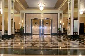 Ambassador Hotel Milwaukee, Trademark Collection by Wyndham