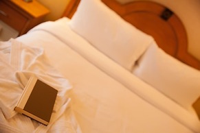 Ambassador Hotel Milwaukee, Trademark Collection by Wyndham