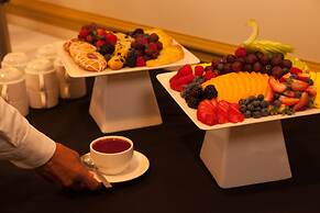 Ambassador Hotel Milwaukee, Trademark Collection by Wyndham