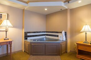 Ambassador Hotel Milwaukee, Trademark Collection by Wyndham