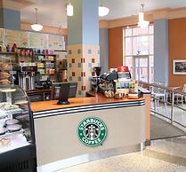 Ambassador Hotel Milwaukee, Trademark Collection by Wyndham