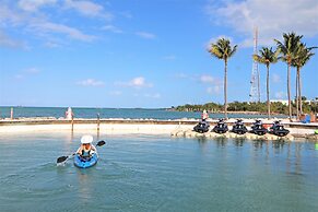 Tranquility Bay Beachfront Hotel and Resort