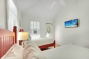 Tranquility Bay Beachfront Hotel and Resort