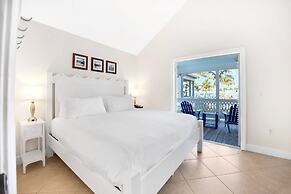 Tranquility Bay Beachfront Hotel and Resort