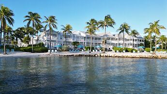 Tranquility Bay Beachfront Hotel and Resort