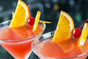 Tranquility Bay Beachfront Hotel and Resort