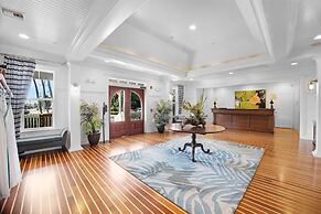 Tranquility Bay Beachfront Hotel and Resort